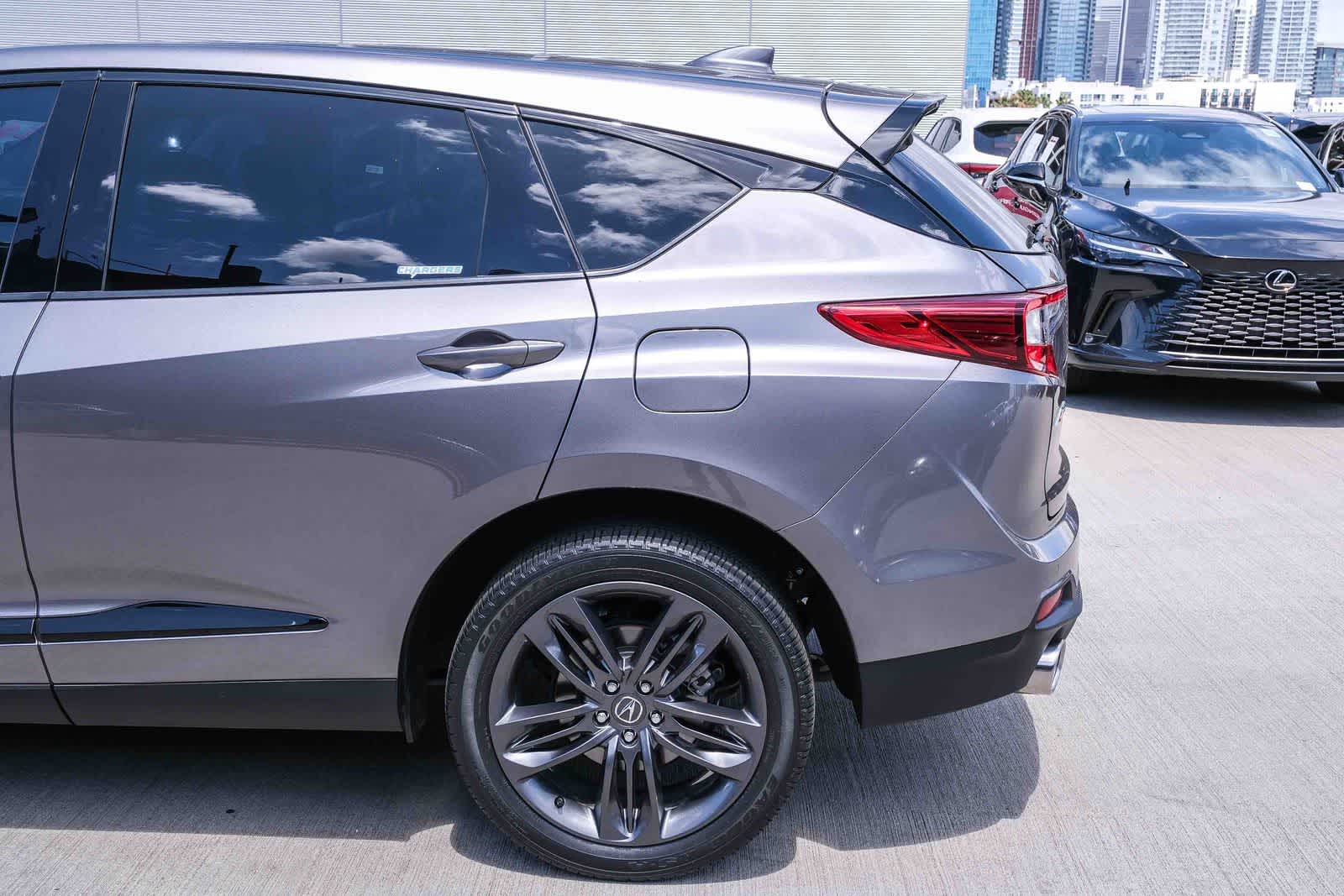 Thumbnail: 2022 Acura RDX - 8