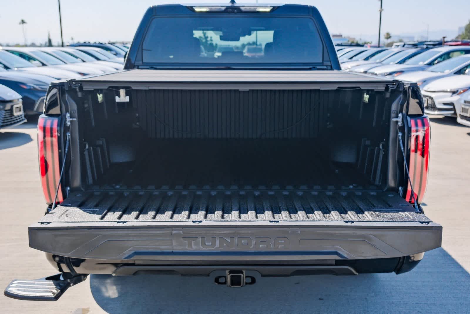 Thumbnail: 2022 Toyota Tundra - 25