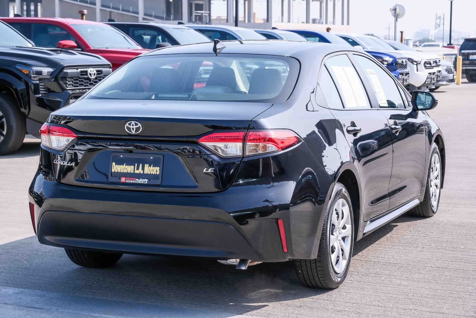 Thumbnail: 2025 Toyota Corolla - 4