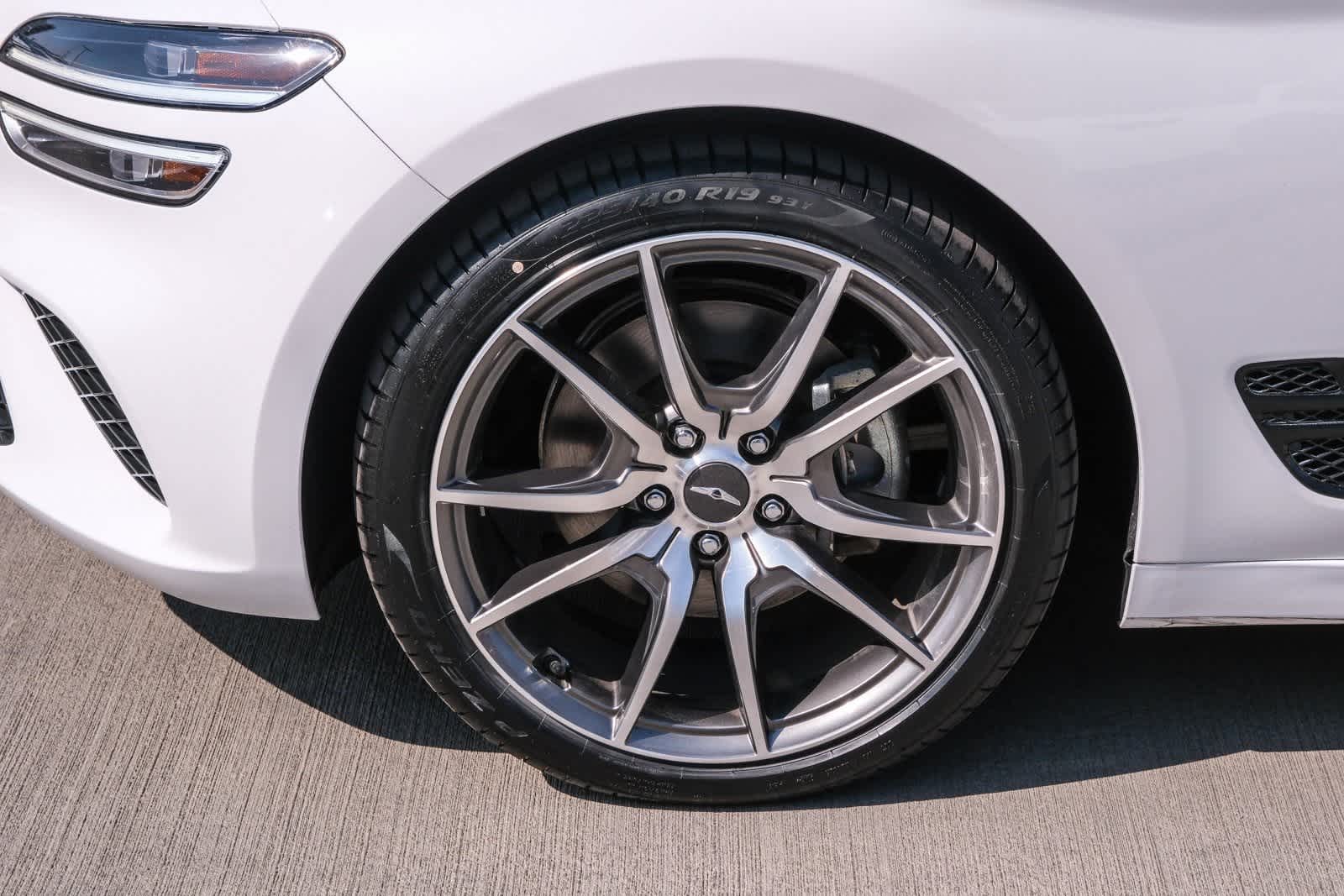 Thumbnail: 2023 Genesis G70 - 7