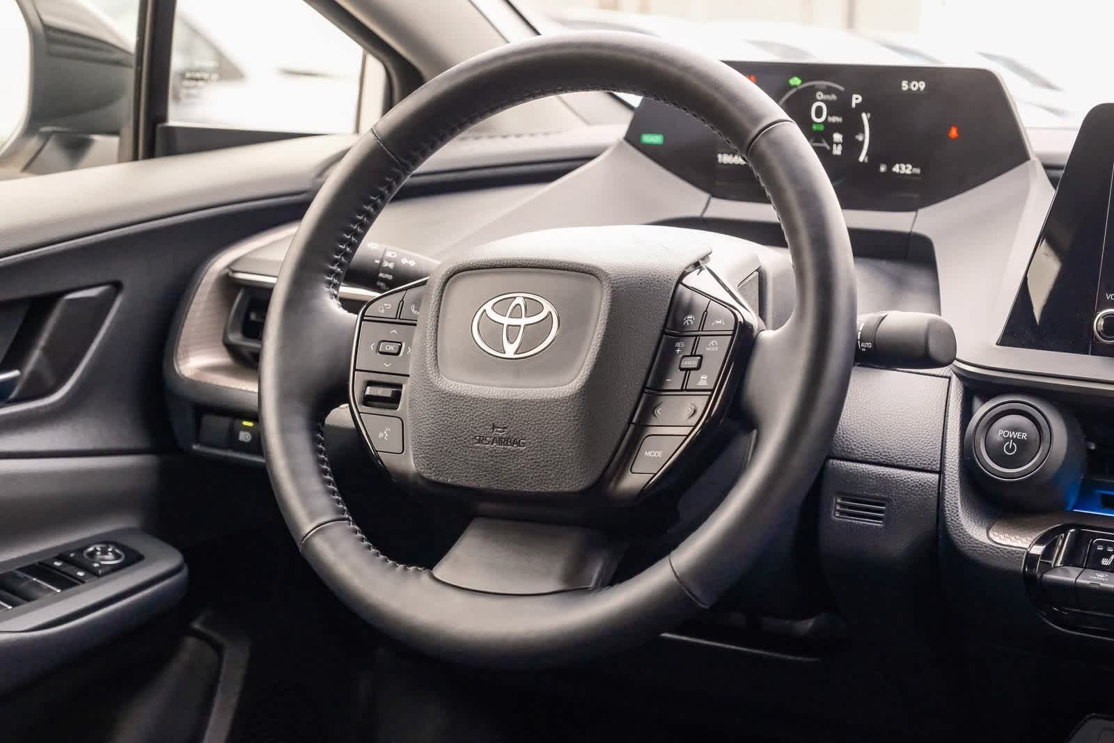Thumbnail: 2024 Toyota Prius - 17