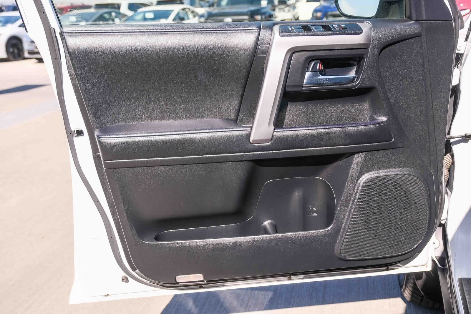 Thumbnail: 2024 Toyota 4Runner - 23