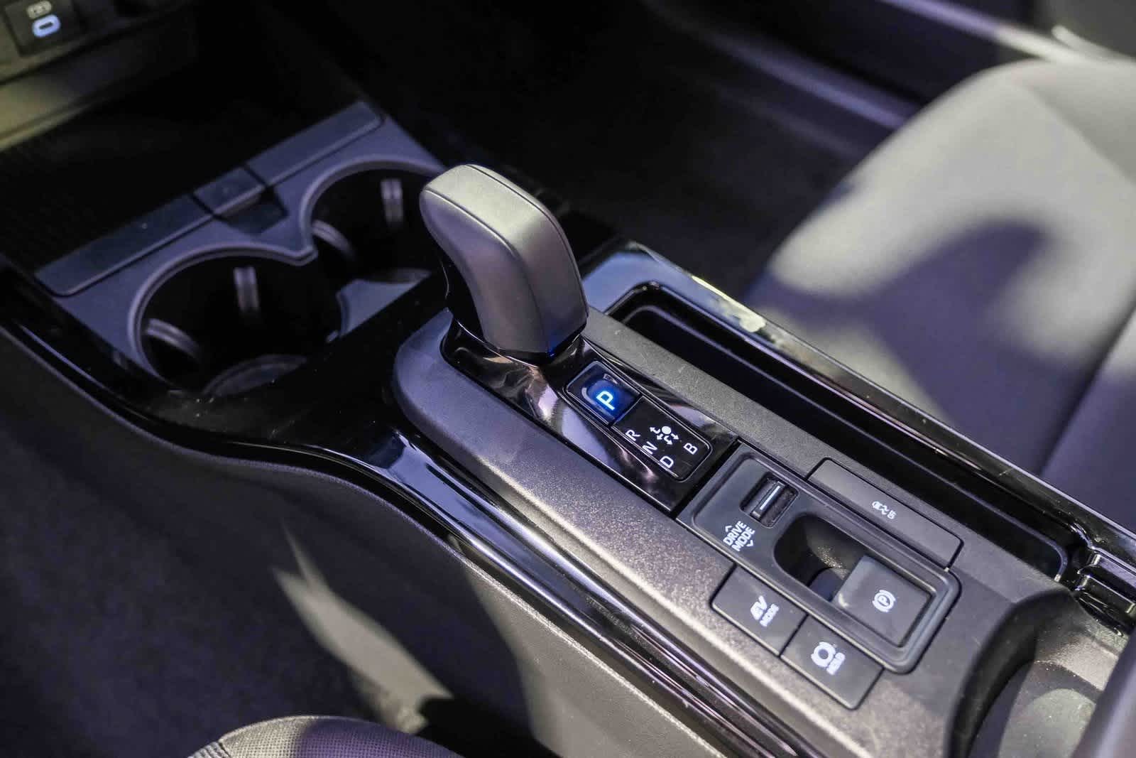 Thumbnail: 2024 Toyota Prius - 21