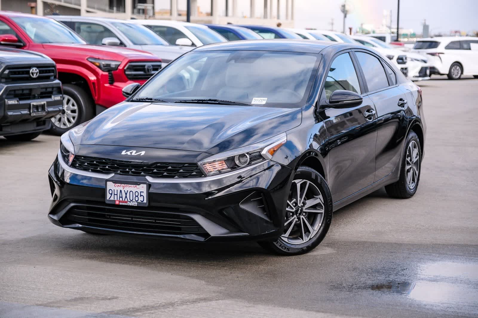 Thumbnail: 2023 Kia Forte - 1
