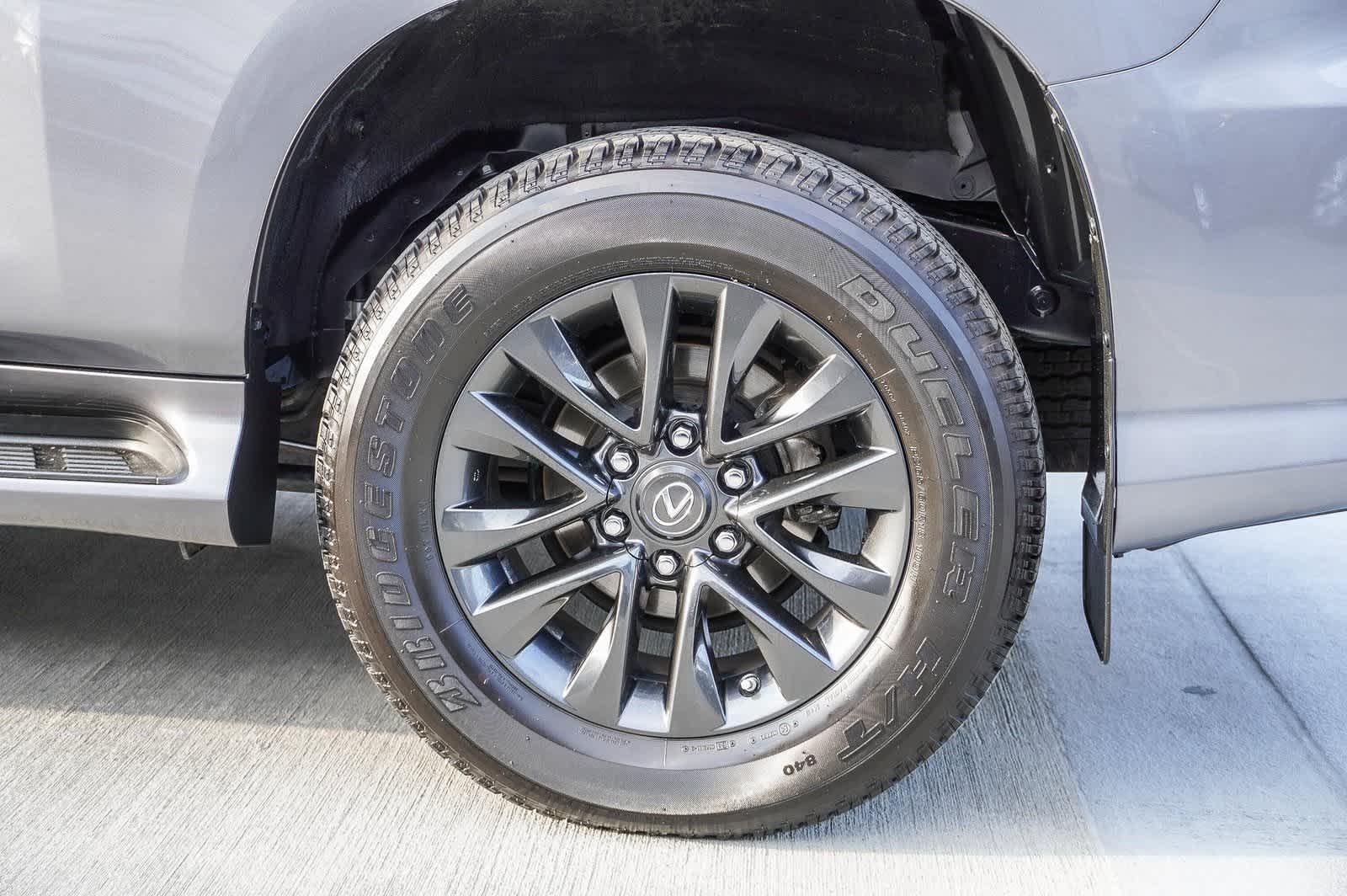 2023 Lexus GX 460 9