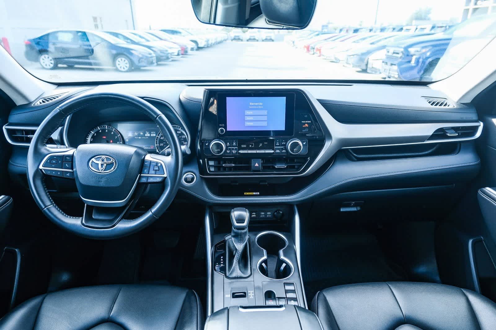 Thumbnail: 2024 Toyota Highlander - 13