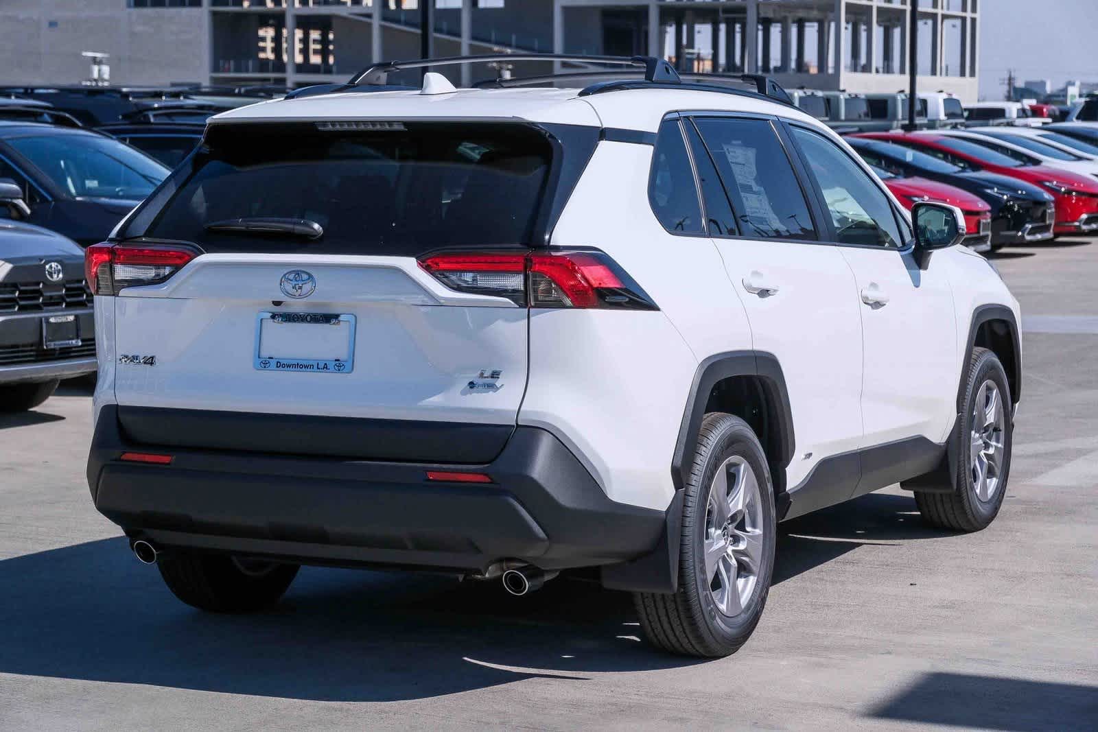 Thumbnail: 2025 Toyota RAV4 - 4