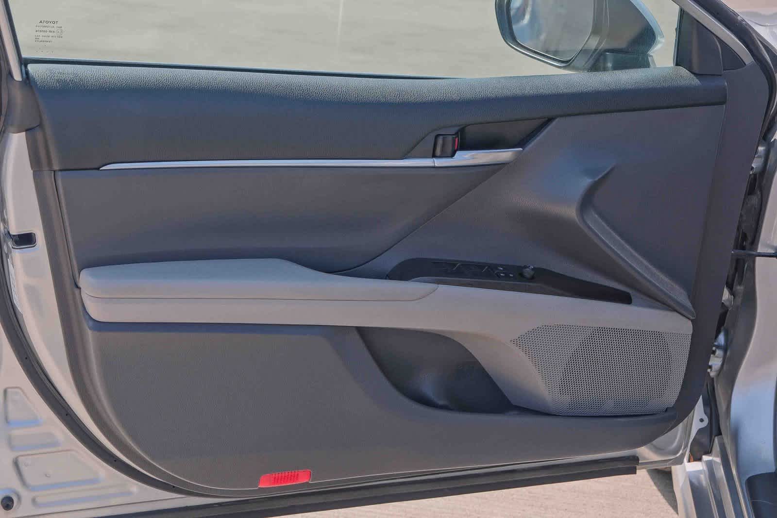 Thumbnail: 2022 Toyota Camry - 22
