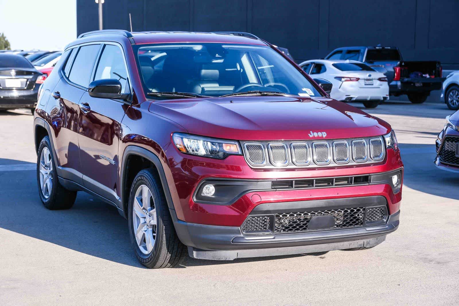 Thumbnail: 2022 Jeep Compass - 3