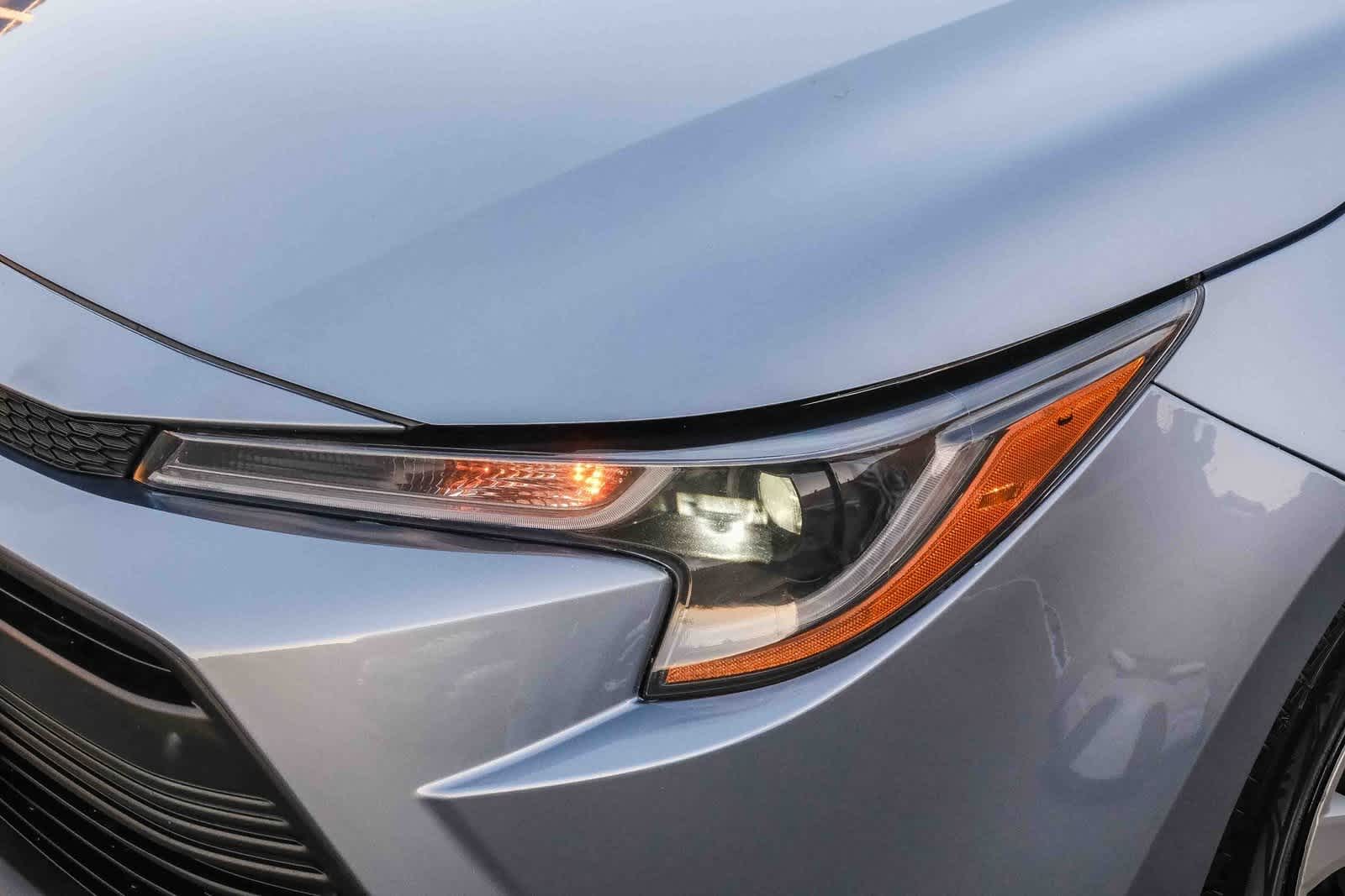 Thumbnail: 2023 Toyota Corolla - 11