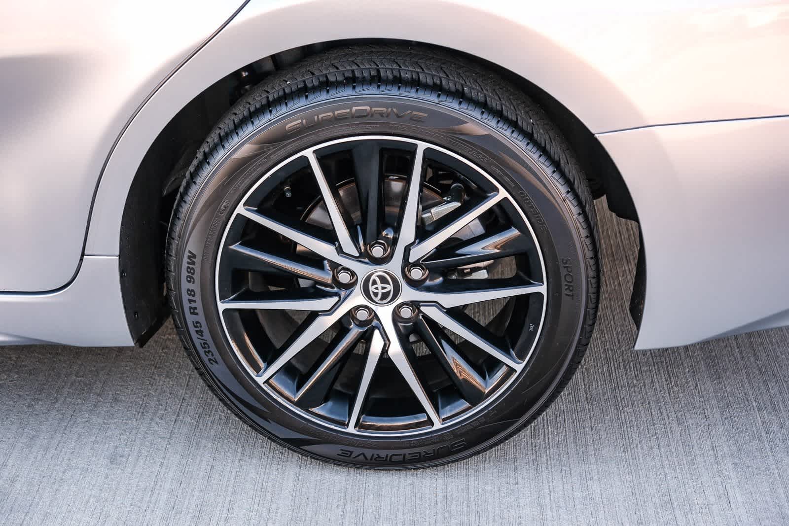 Thumbnail: 2024 Toyota Camry - 9