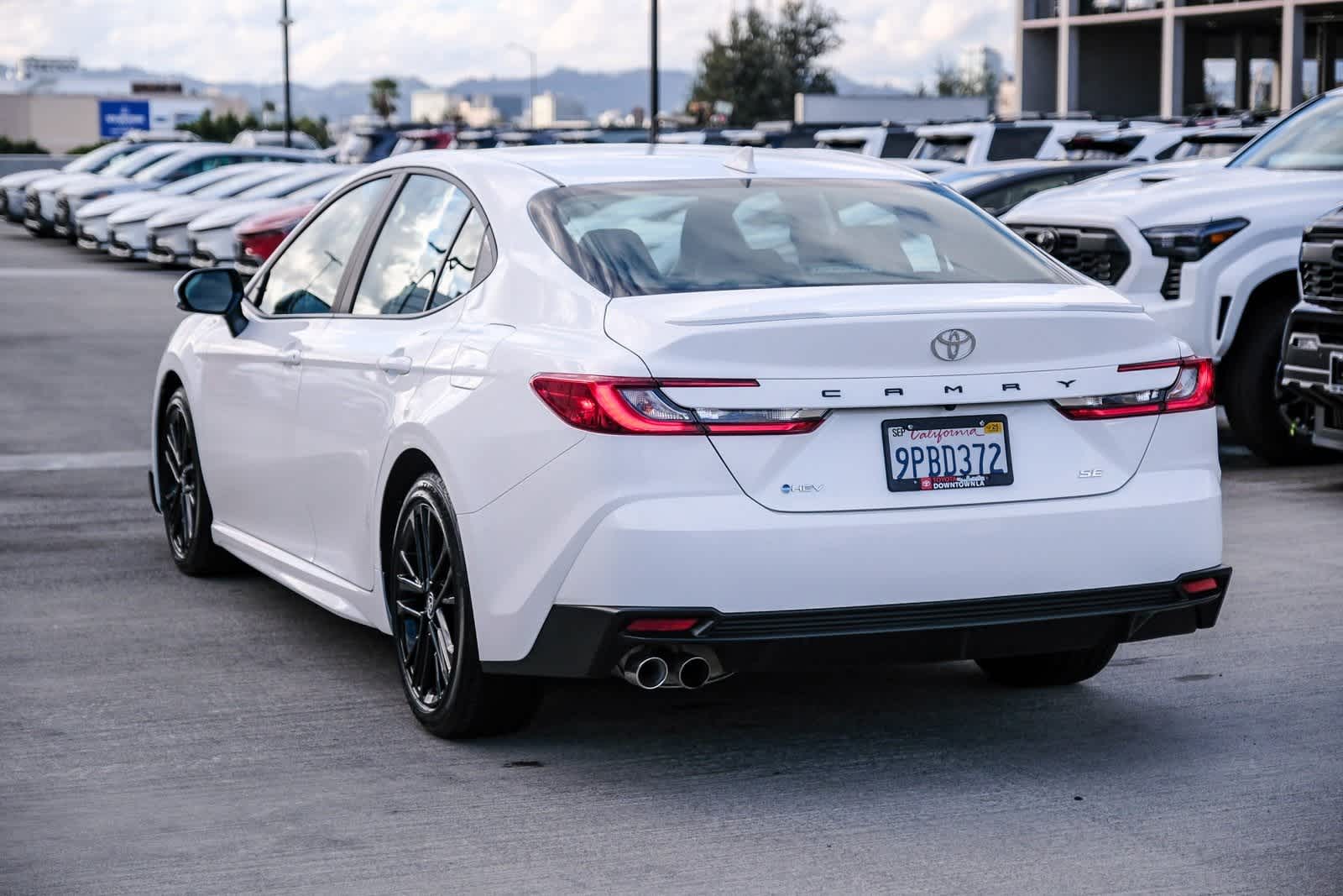 Thumbnail: 2025 Toyota Camry - 6