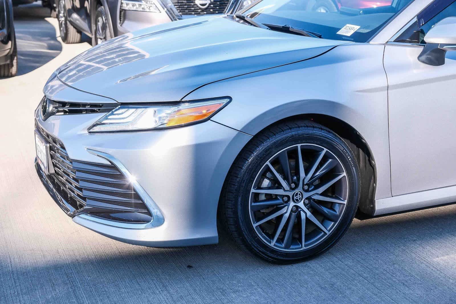 Thumbnail: 2023 Toyota Camry - 12