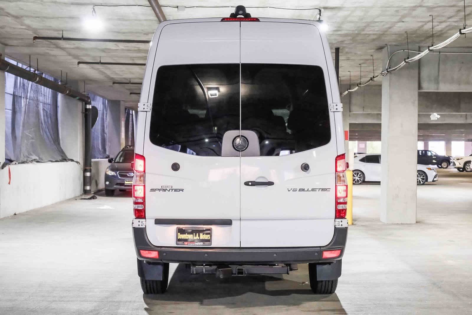 Thumbnail: 2016 Mercedes-Benz Sprinter - 5