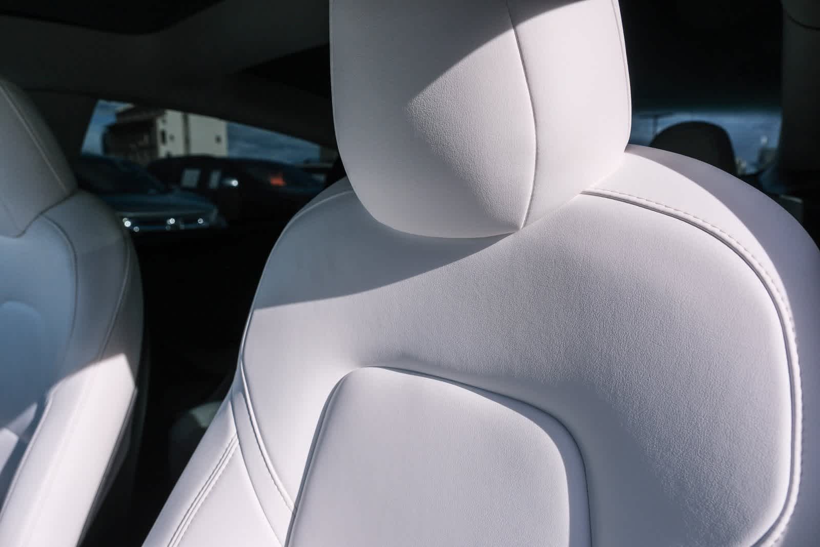 Thumbnail: 2021 Tesla Model 3 - 17