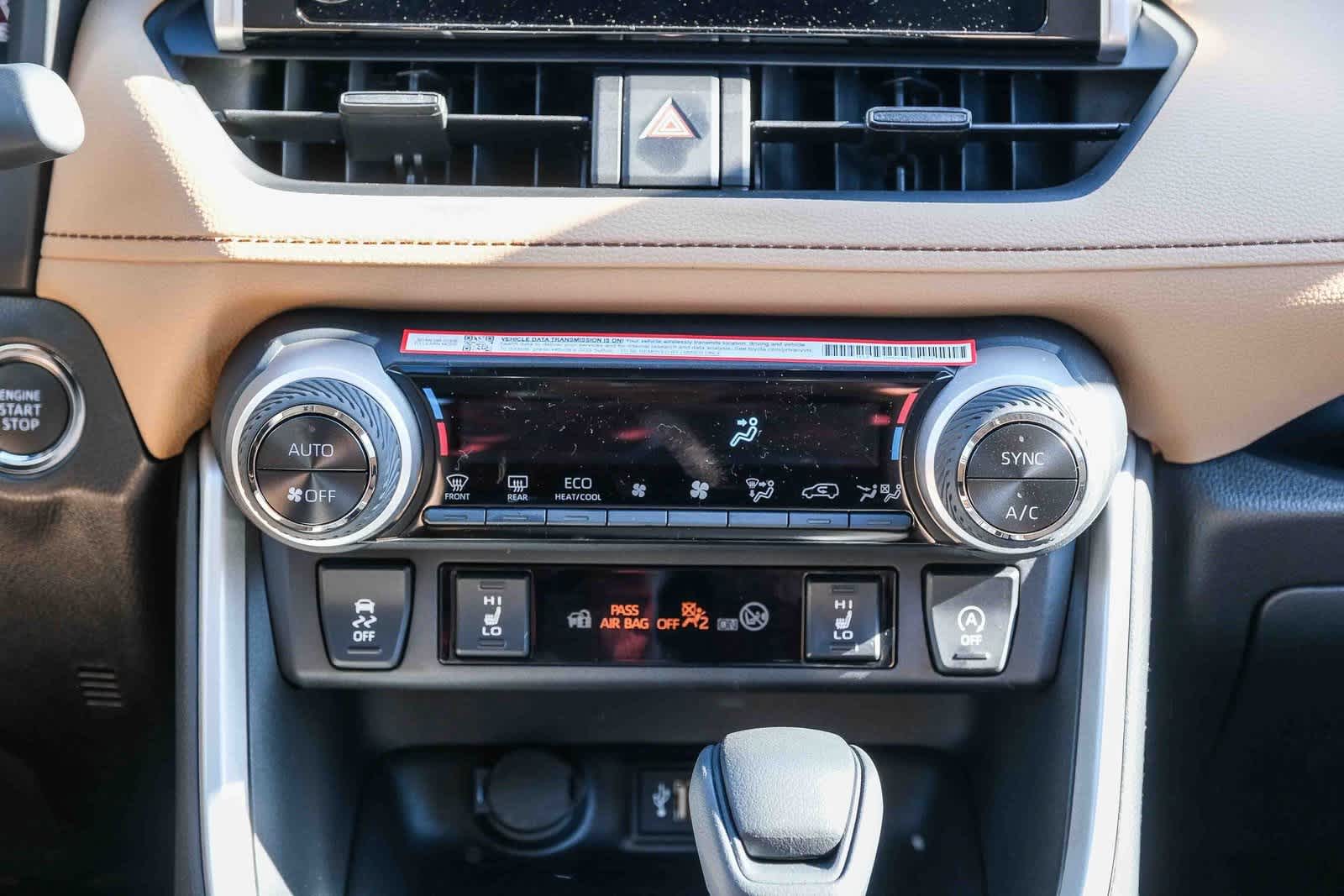 Thumbnail: 2025 Toyota RAV4 - 15