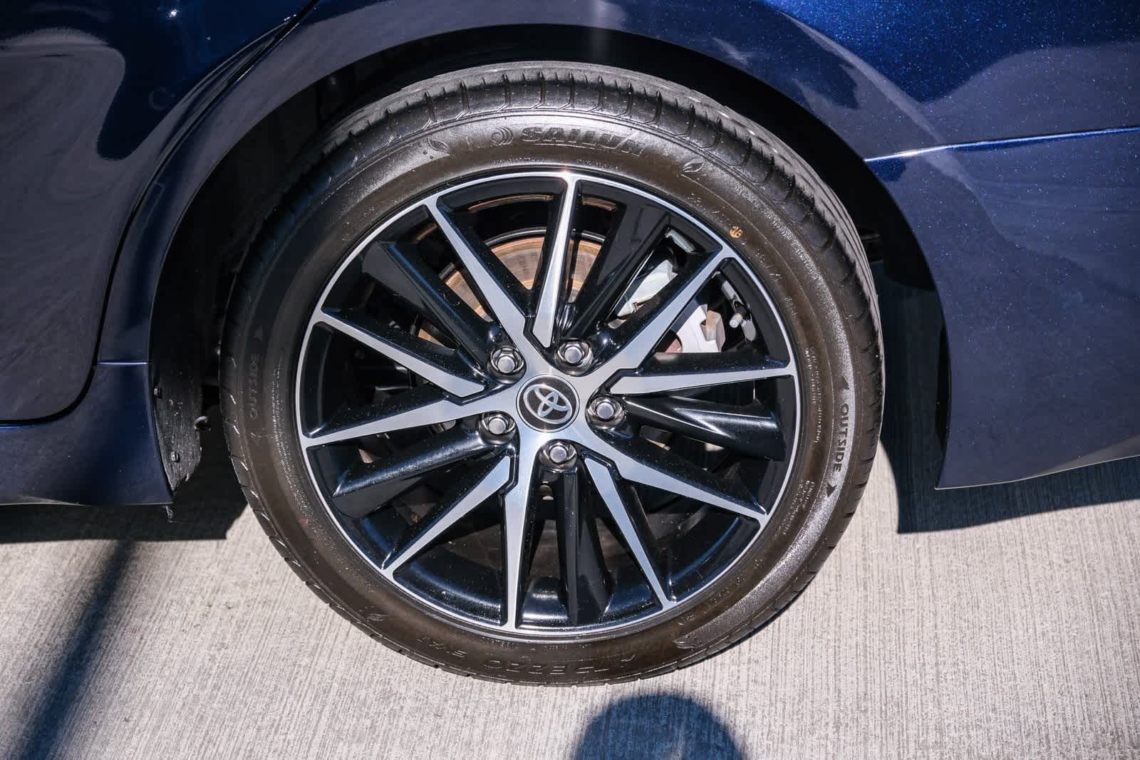 Thumbnail: 2022 Toyota Camry - 9