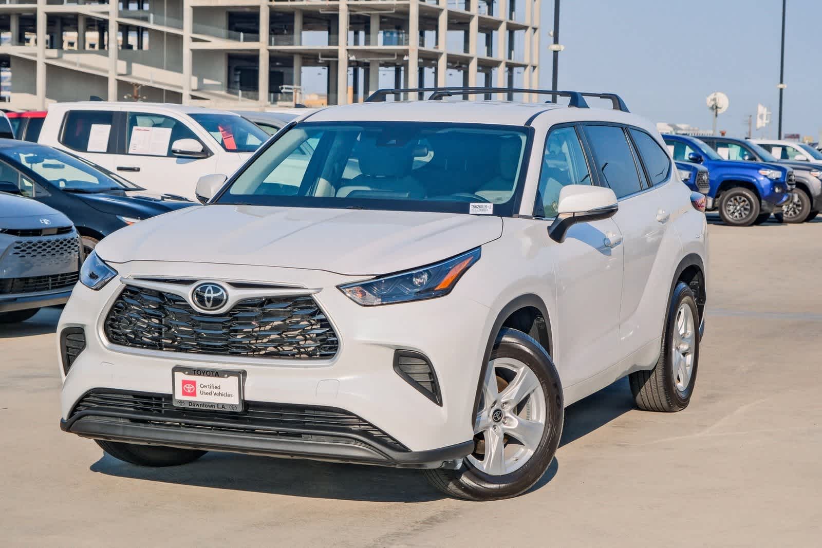 Thumbnail: 2023 Toyota Highlander - 1
