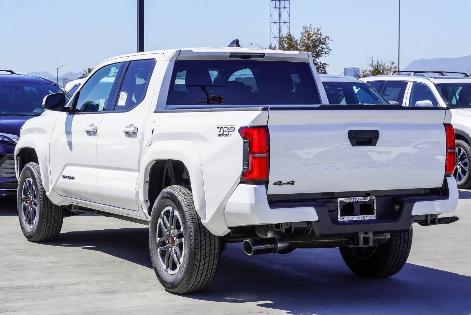 2025 Toyota Tacoma TRD Sport 6