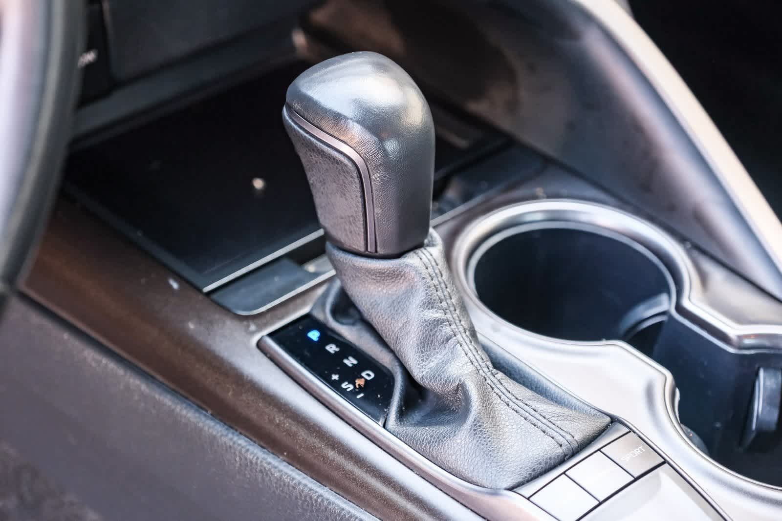 Thumbnail: 2024 Toyota Camry - 20