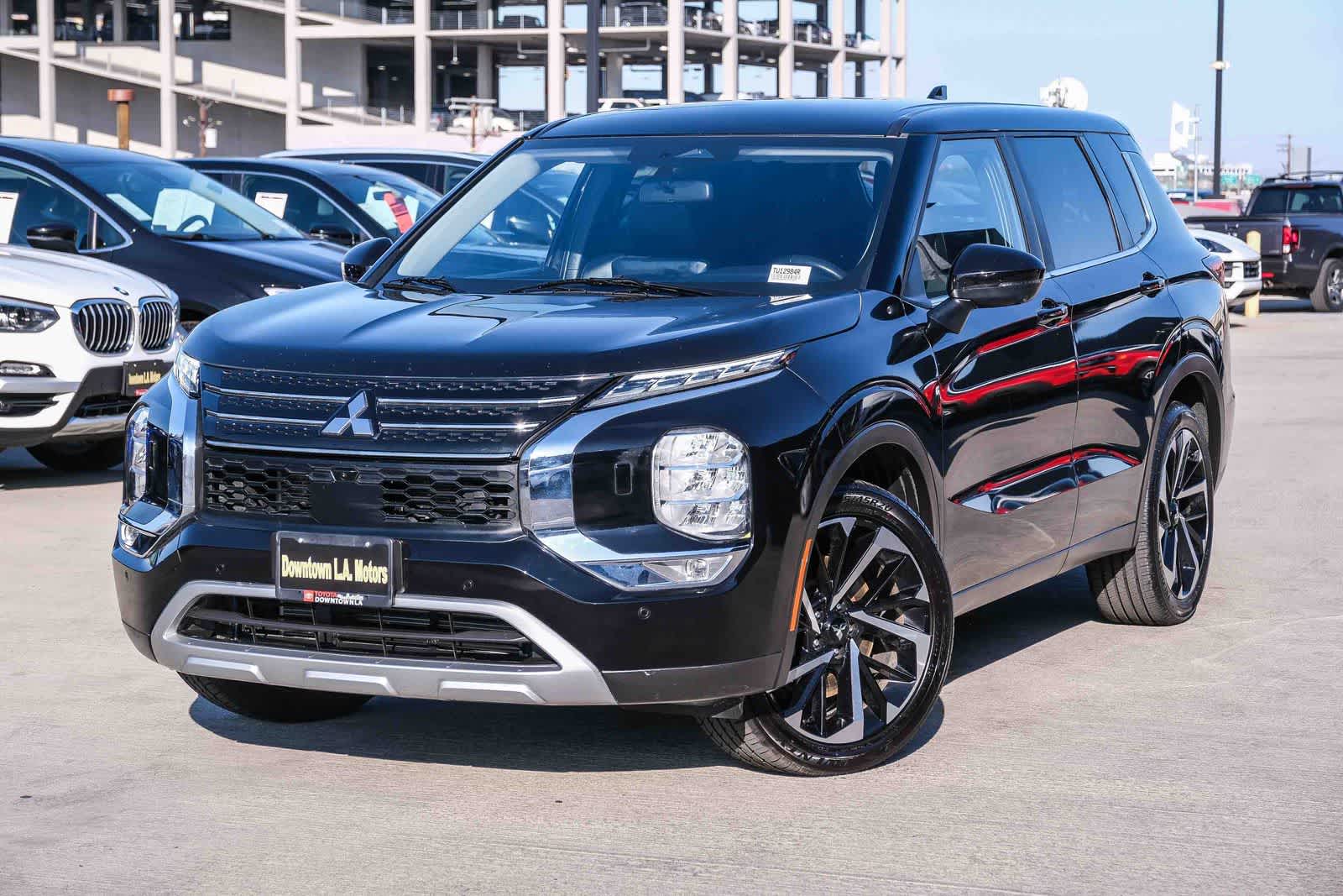 2024 Mitsubishi Outlander's photo