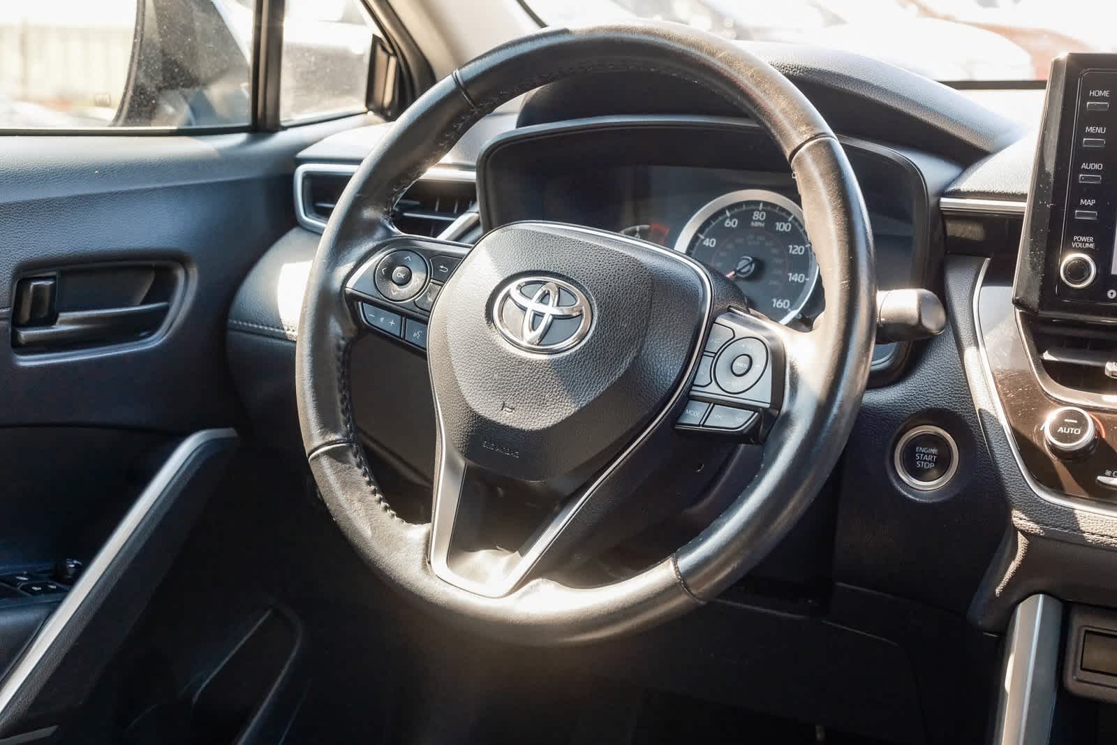Thumbnail: 2022 Toyota Corolla Cross - 16