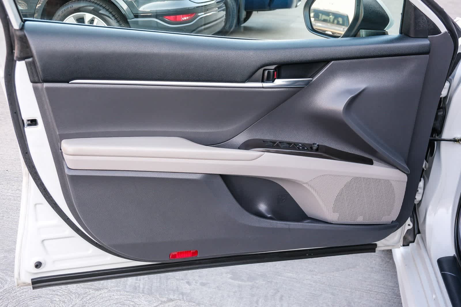 Thumbnail: 2023 Toyota Camry - 23