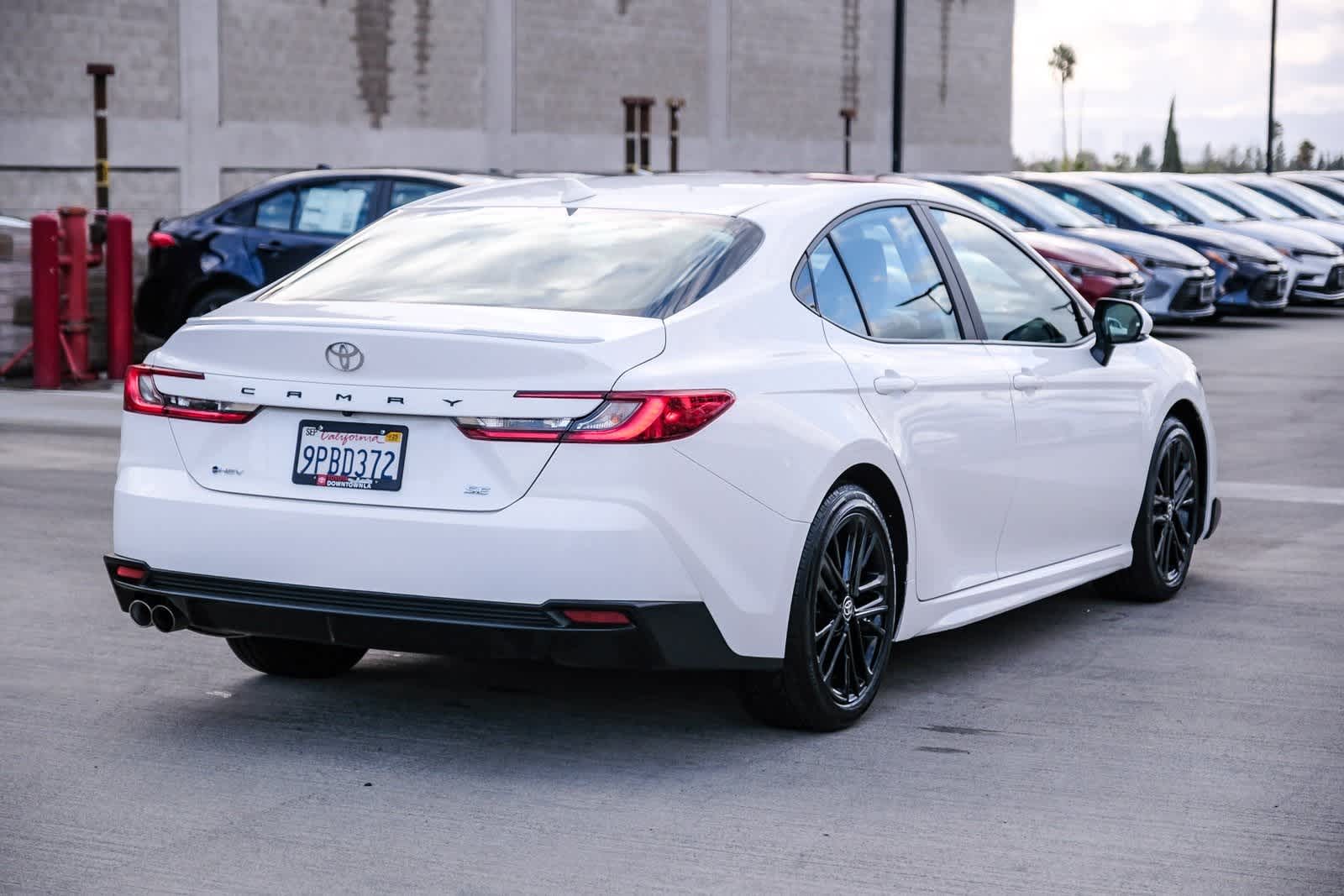 Thumbnail: 2025 Toyota Camry - 4