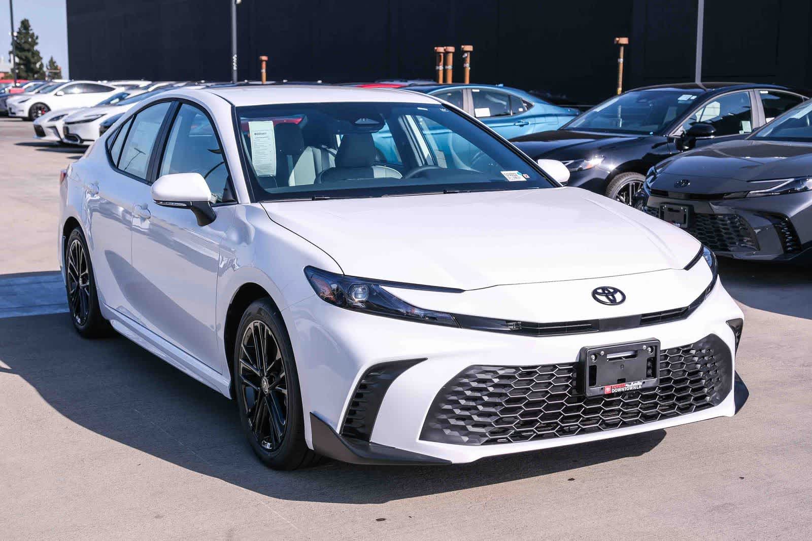 Thumbnail: 2026 Toyota Camry - 3