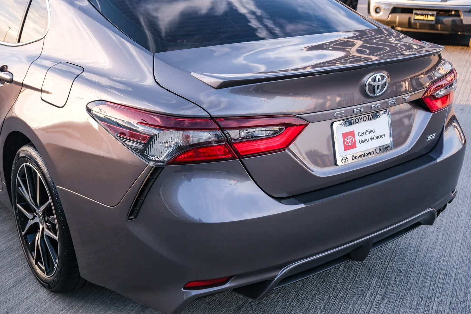 Thumbnail: 2022 Toyota Camry - 8
