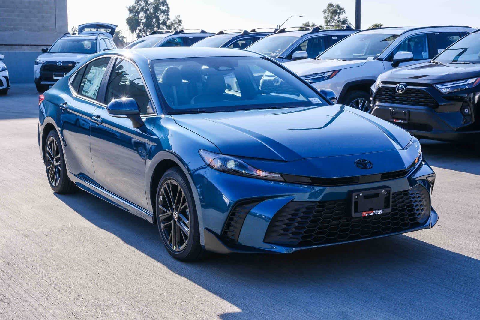 Thumbnail: 2026 Toyota Camry - 3