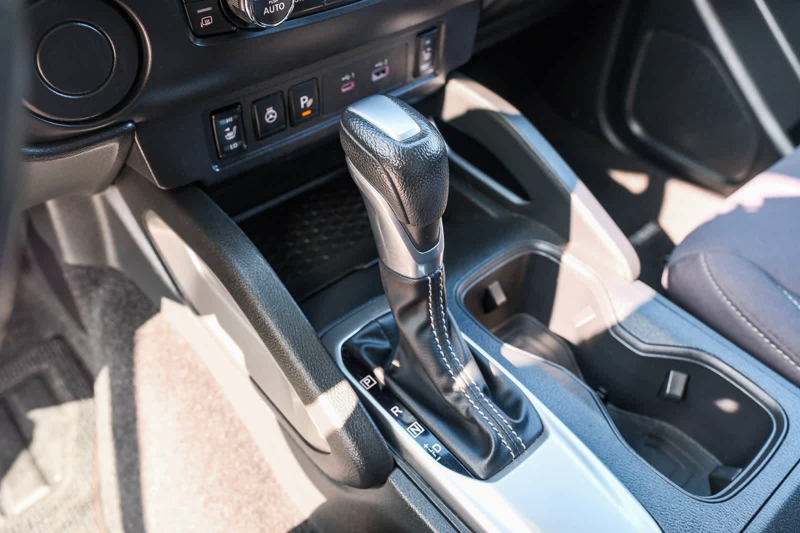 Thumbnail: 2023 Nissan Frontier - 21