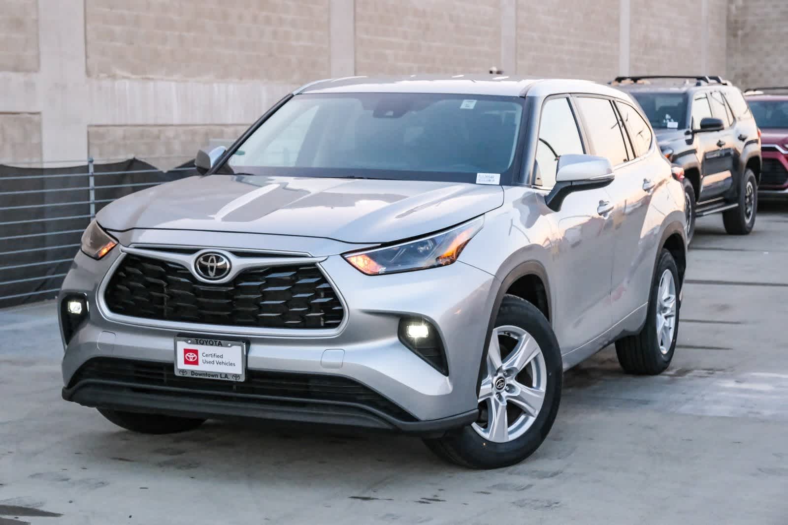 Thumbnail: 2024 Toyota Highlander - 1