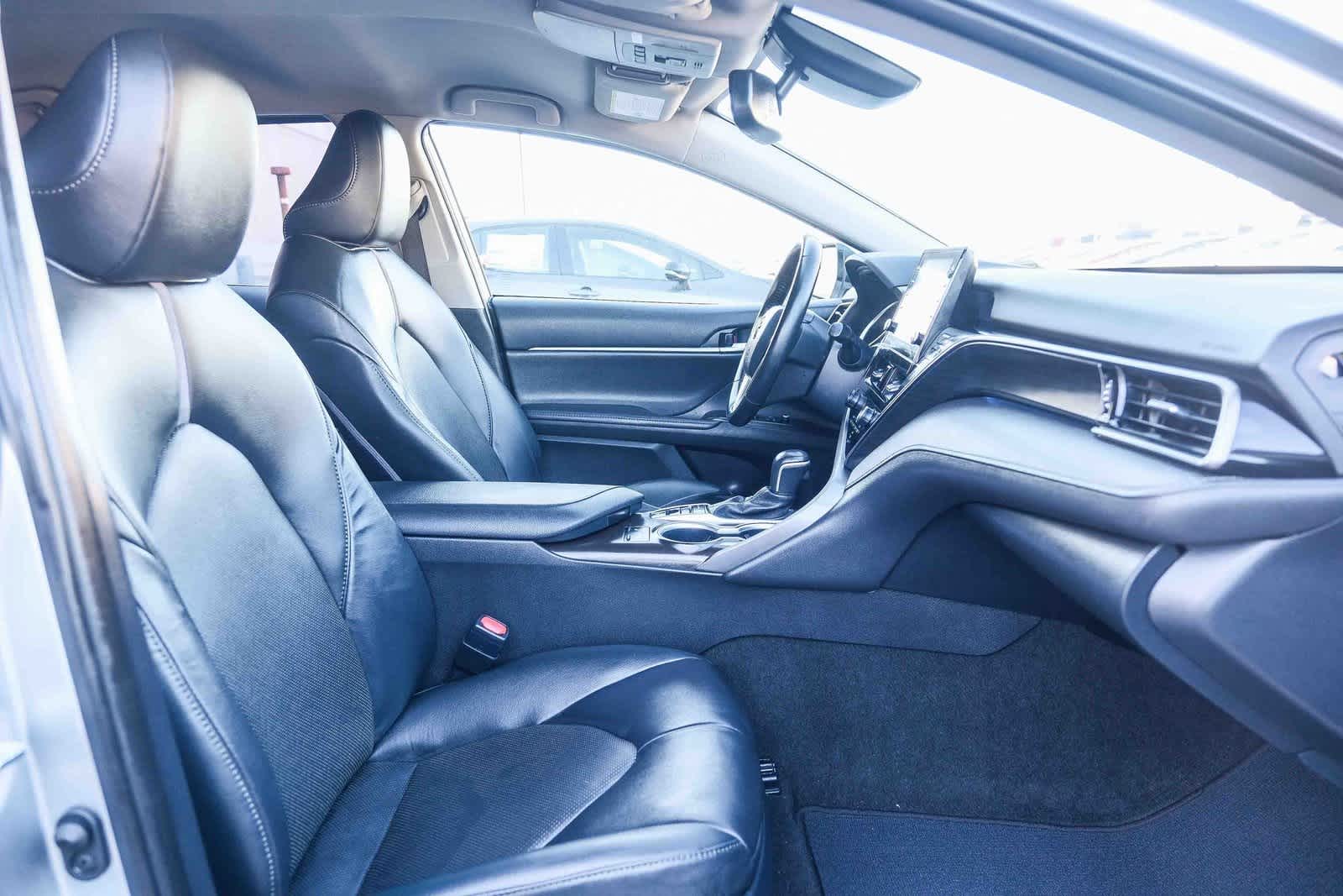 Thumbnail: 2023 Toyota Camry - 18