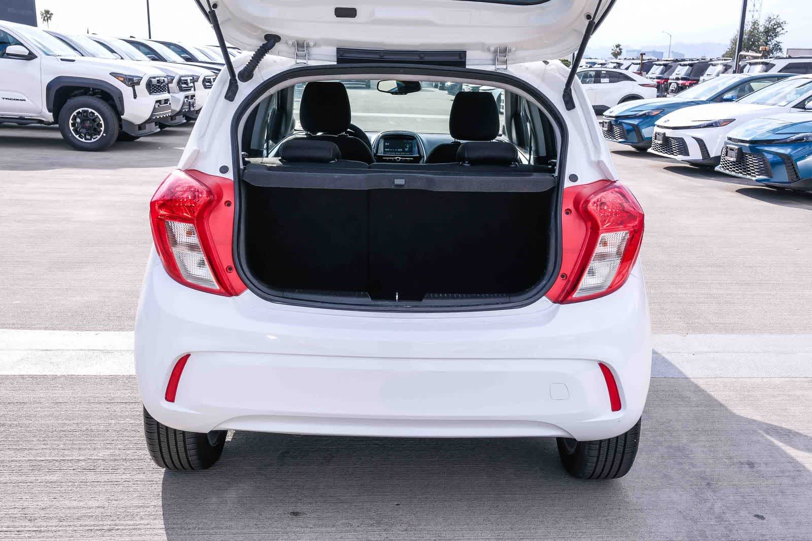 Thumbnail: 2017 Chevrolet Spark - 28