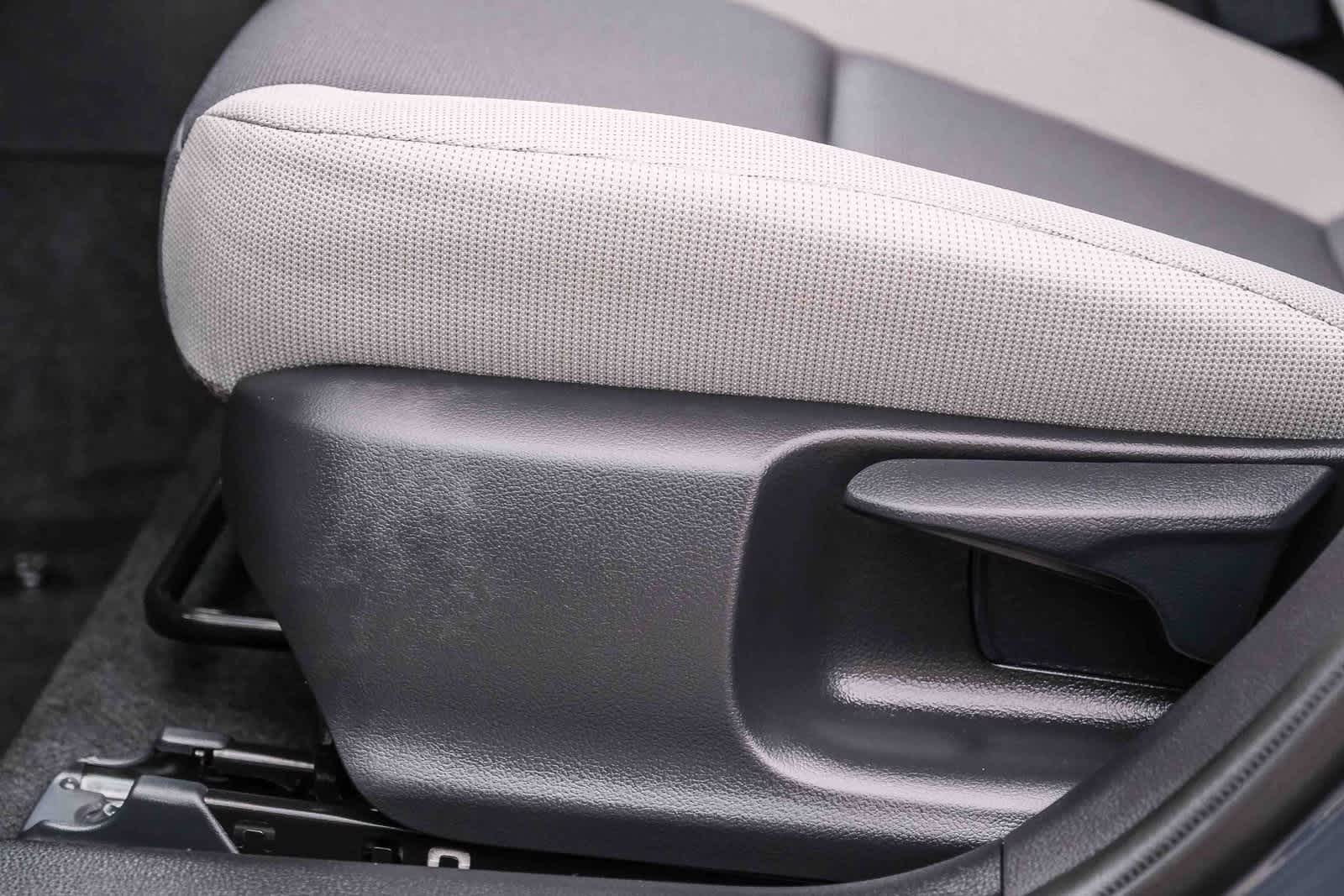 Thumbnail: 2025 Toyota Corolla - 24