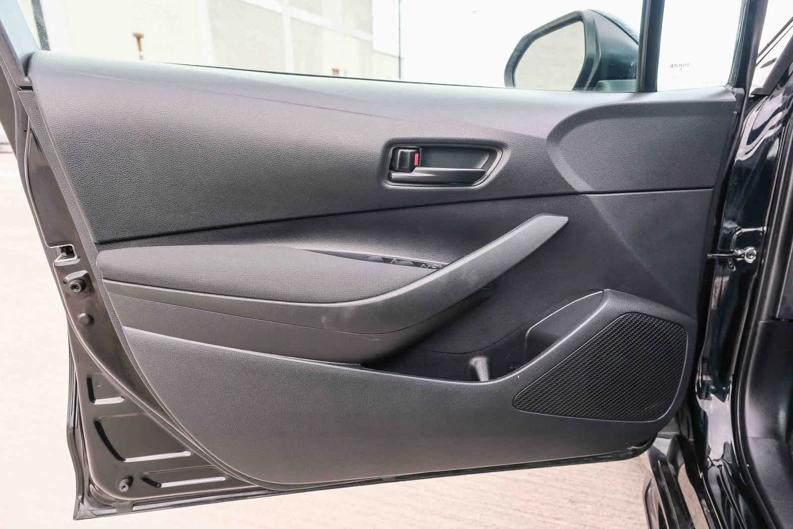 Thumbnail: 2023 Toyota Corolla - 22