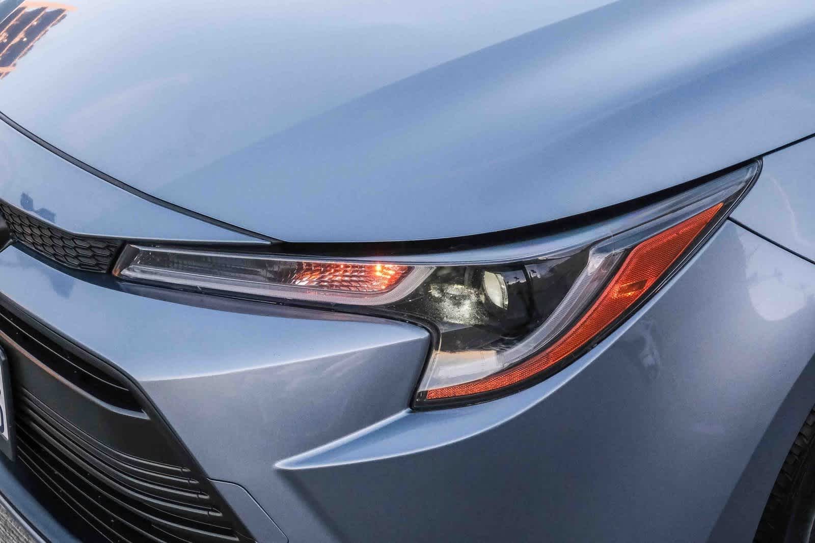 Thumbnail: 2023 Toyota Corolla - 11