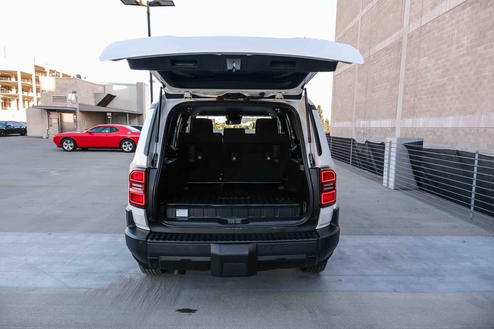 Thumbnail: 2025 Toyota Land Cruiser - 25