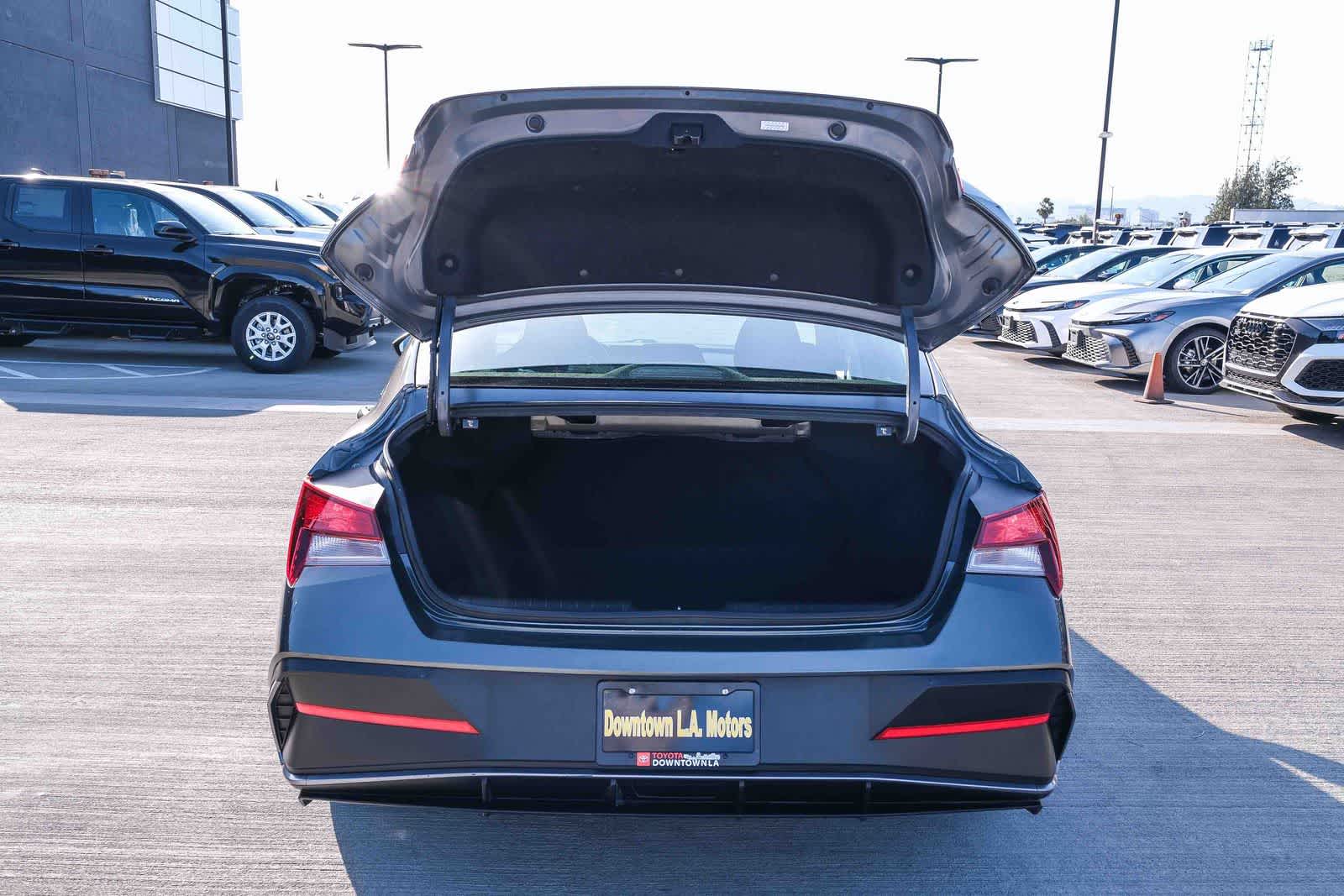 Thumbnail: 2024 Hyundai Elantra - 26