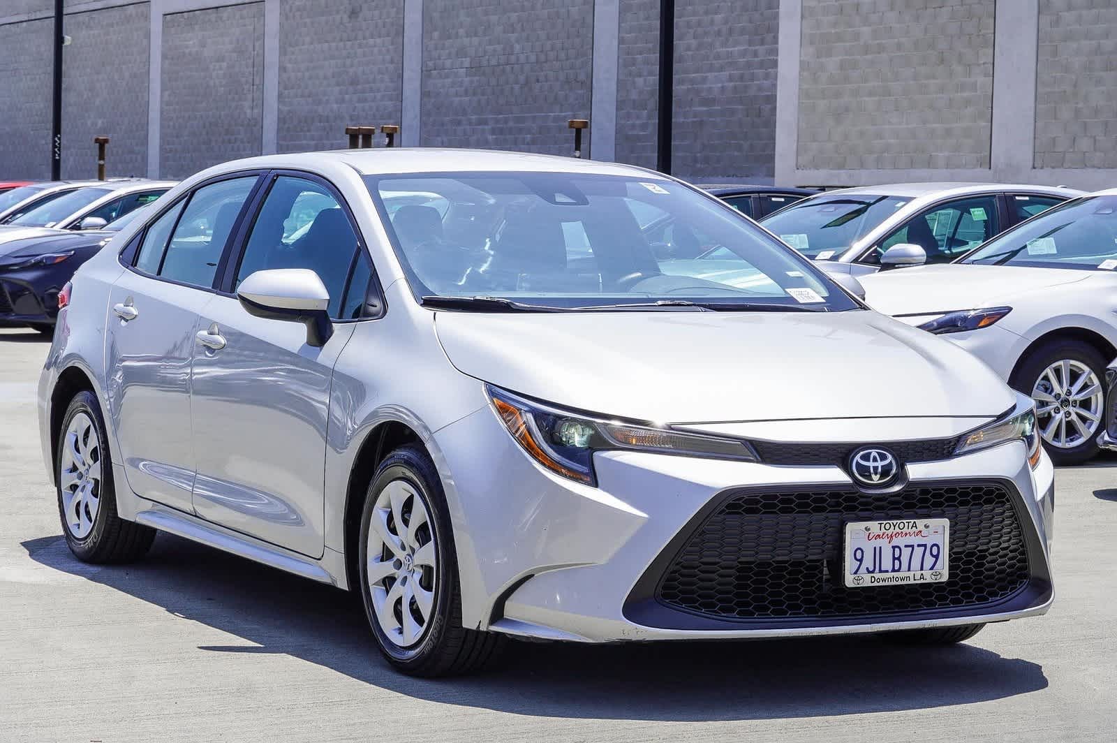 2021 Toyota Corolla LE 3