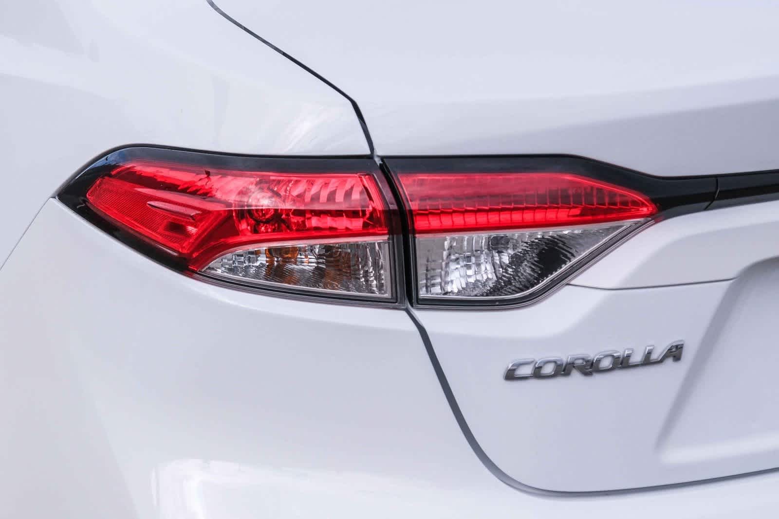 Thumbnail: 2023 Toyota Corolla - 7