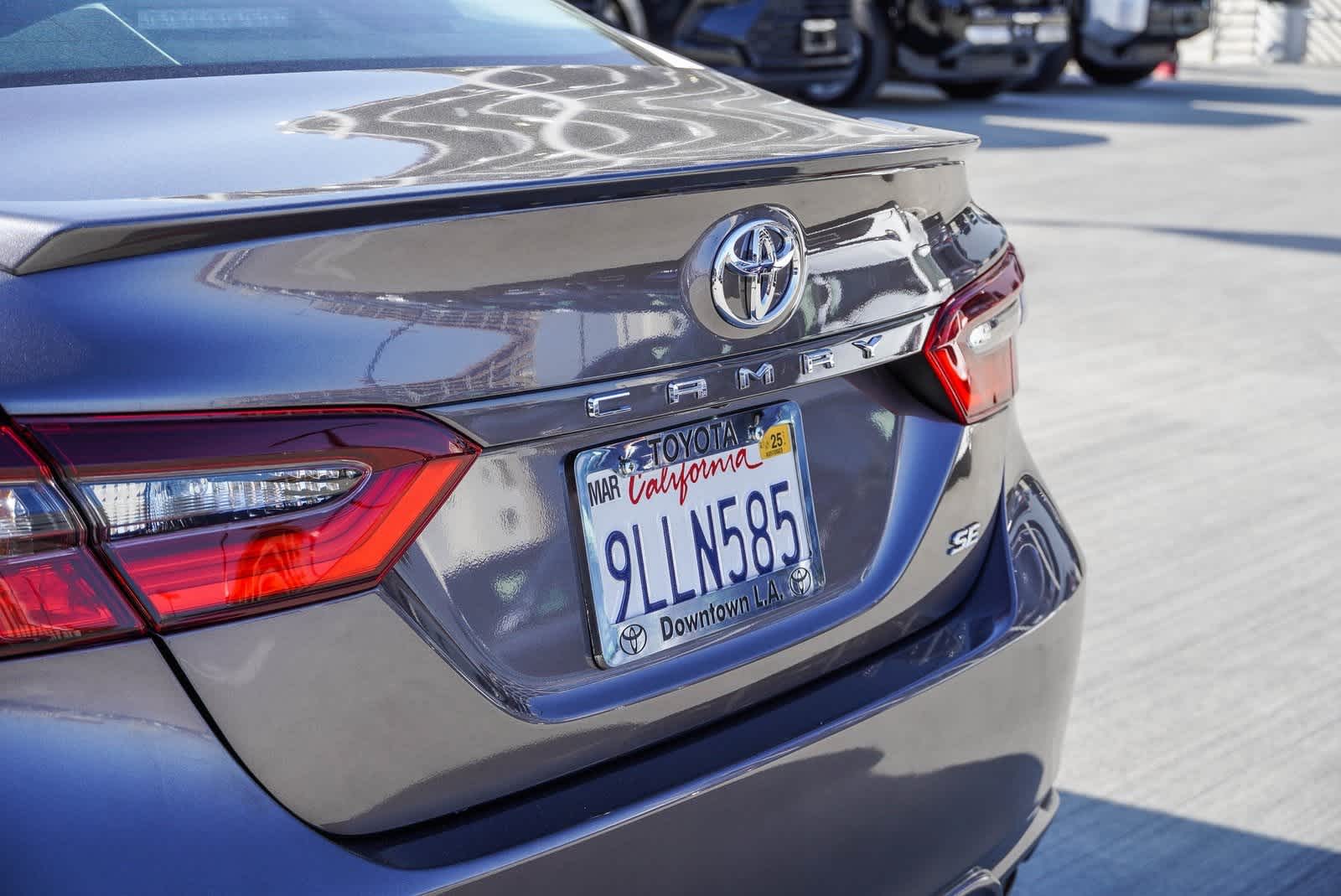 2024 Toyota Camry SE 8