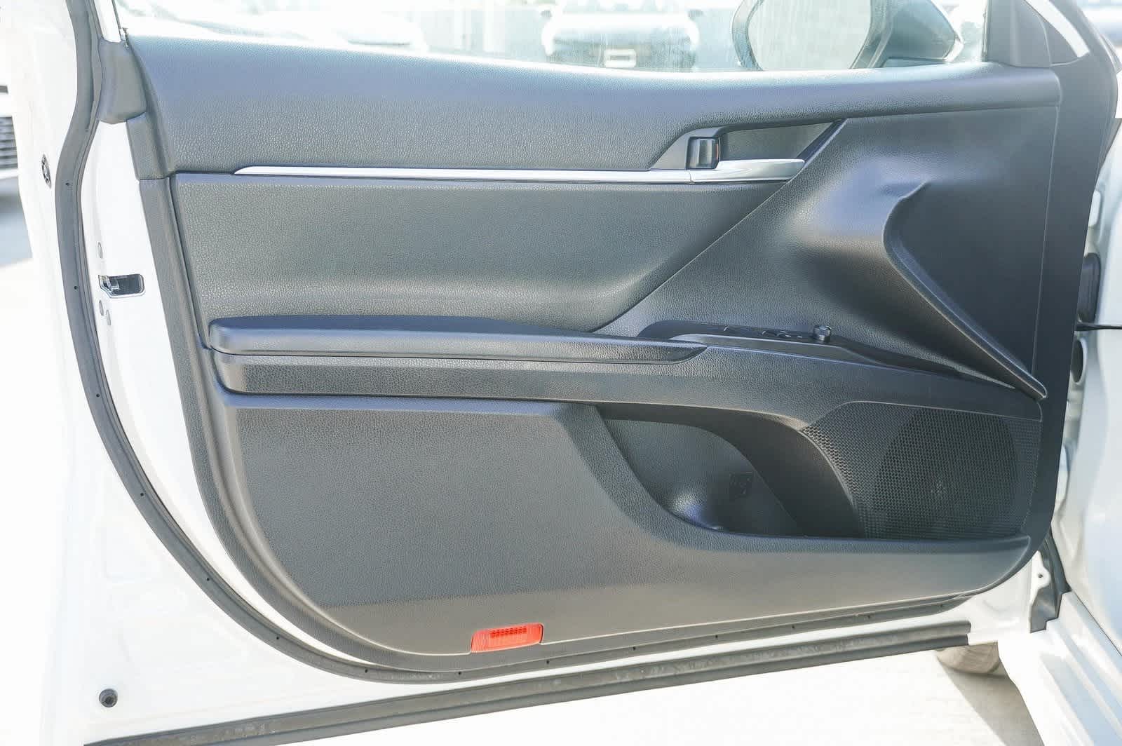 2022 Toyota Camry SE 20