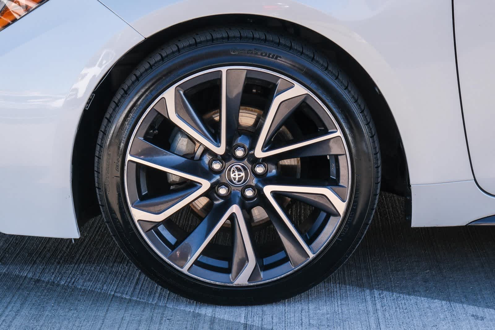 Thumbnail: 2020 Toyota Corolla - 11