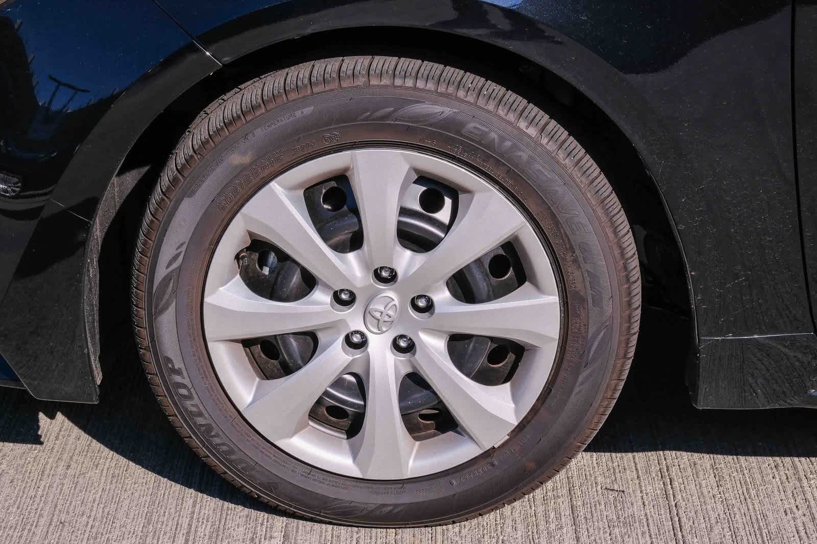 Thumbnail: 2025 Toyota Corolla - 10