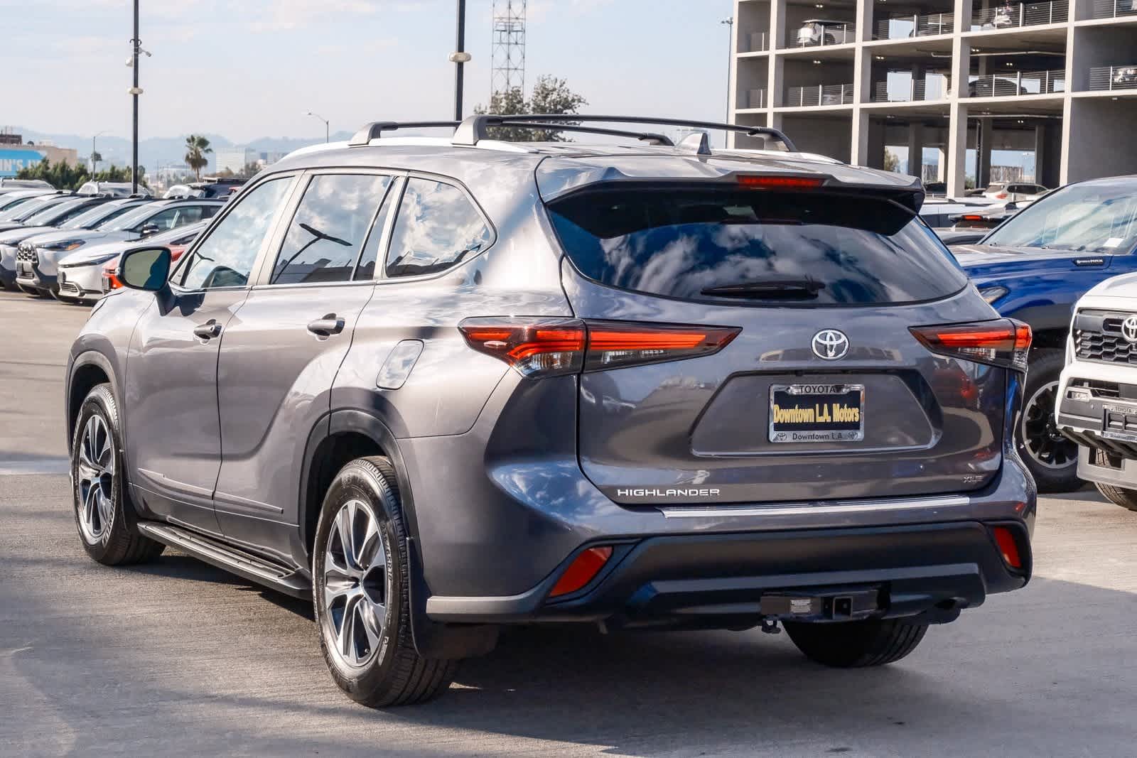 Thumbnail: 2024 Toyota Highlander - 6