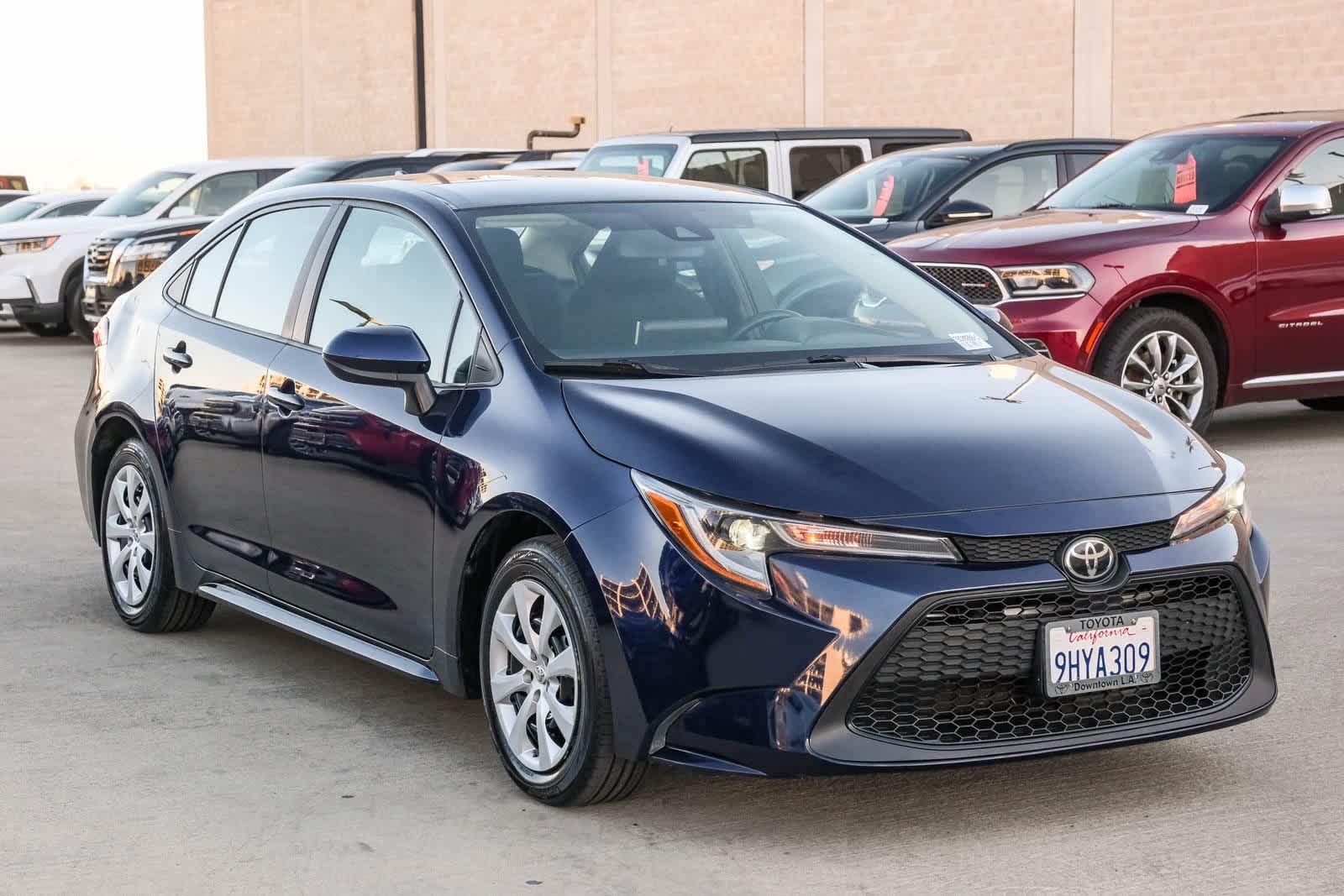 Thumbnail: 2021 Toyota Corolla - 3