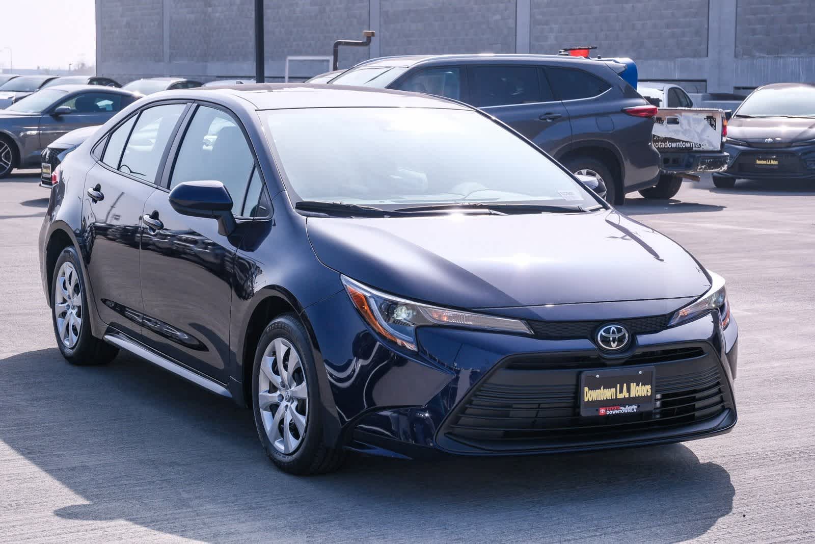 Thumbnail: 2025 Toyota Corolla - 3