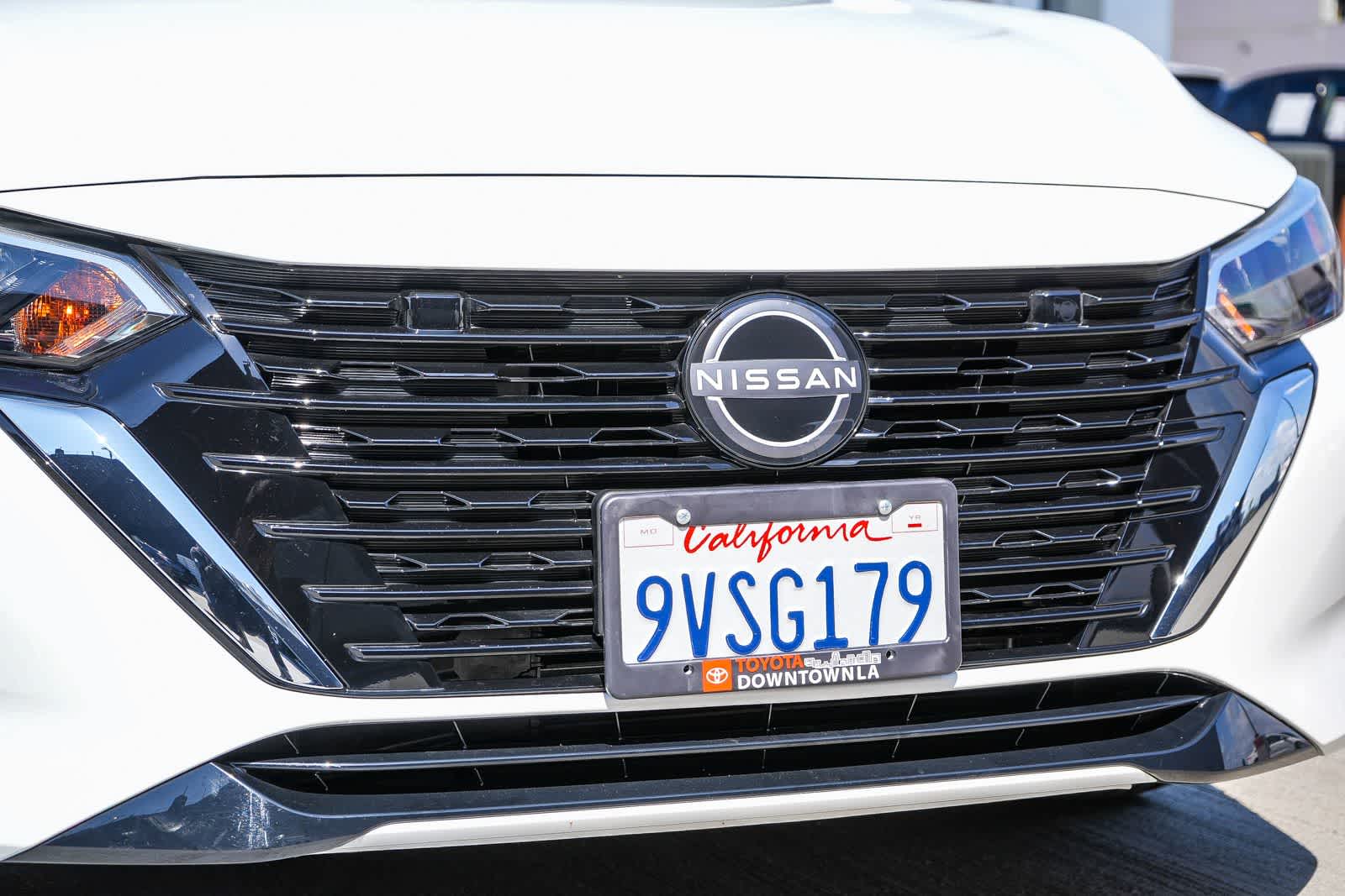 Thumbnail: 2025 Nissan Sentra - 5